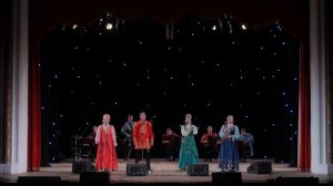 Муниципальный ансамбль танца и музыки Иван да Марья (г.Екатеринбург)_За реченькой диво