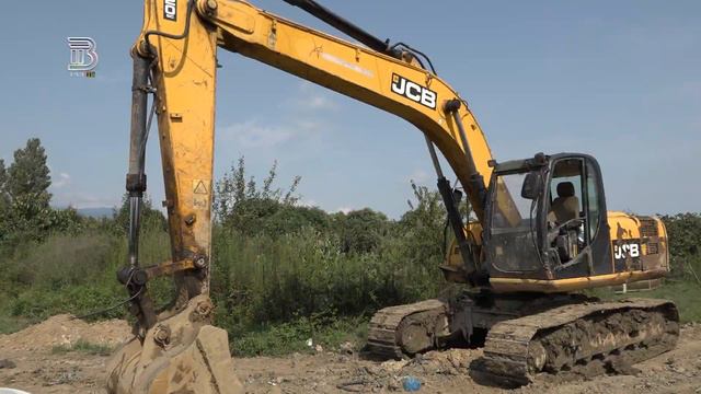 НАЧАТ РЕМОНТ ПРОСЕЛОЧНОЙ ДОРОГИ В С РЯП смотреть онлайн