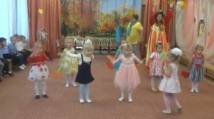 МДОУ детский сад № 49 "Колокольчик" - праздник Осени (2 младшая группа)