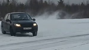 Прекращение ритмического заноса методом торможения на противоходе на переднем приводе.