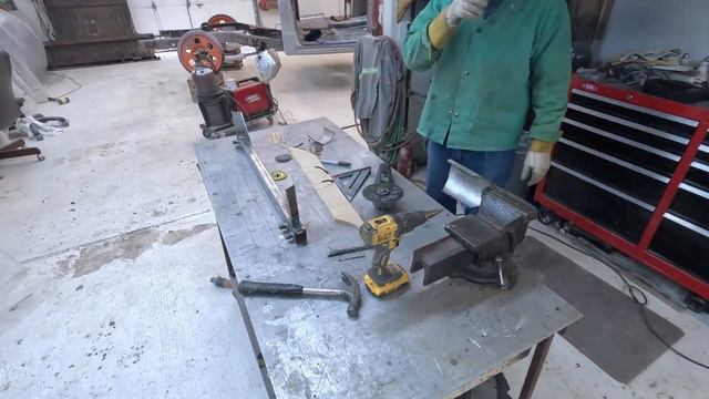 OTF Garage EP 74 | Bodywork Done | breaking down the | 1967 C10 | bed removal | fab the C notch bar смотреть онлайн