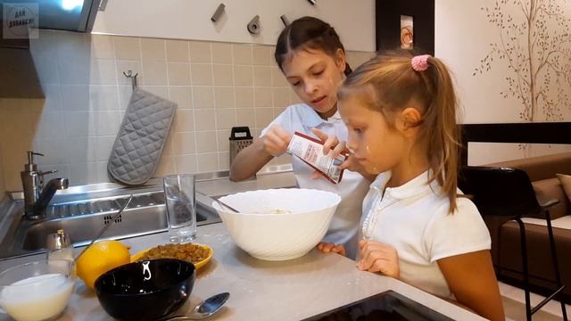 Простой и вкусный рецепт, овсяное печенье - готовят дети! ???? смотреть онлайн