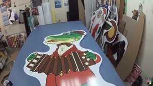 Крокодил Гена - делаем ростовую из картона.