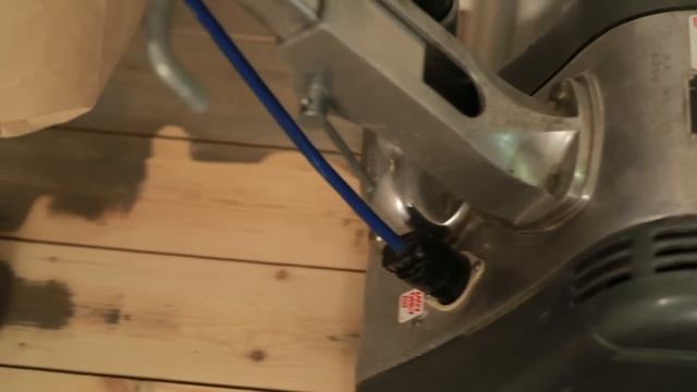 How to sand wooden floors | HSS Hire смотреть онлайн