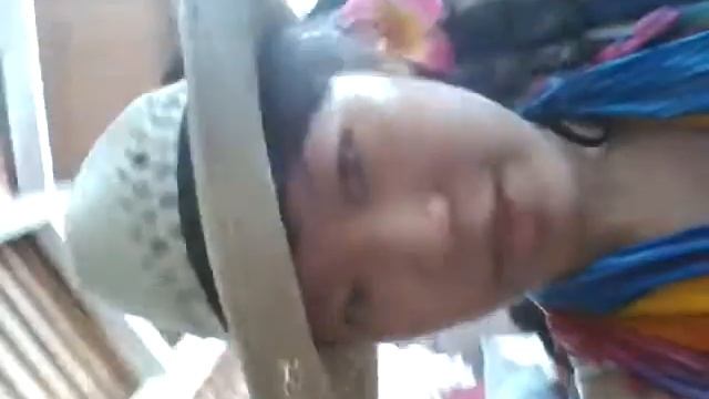 Bali DT: 1- Batik weaving! смотреть онлайн