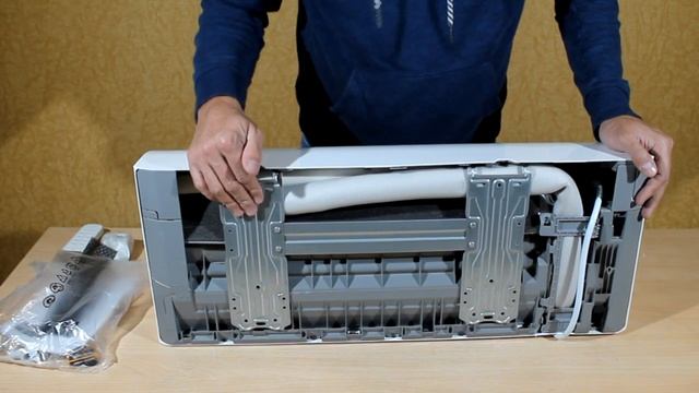 Кондиционер ZANUSSI Siena ZACS 09 HSN1 Занусси