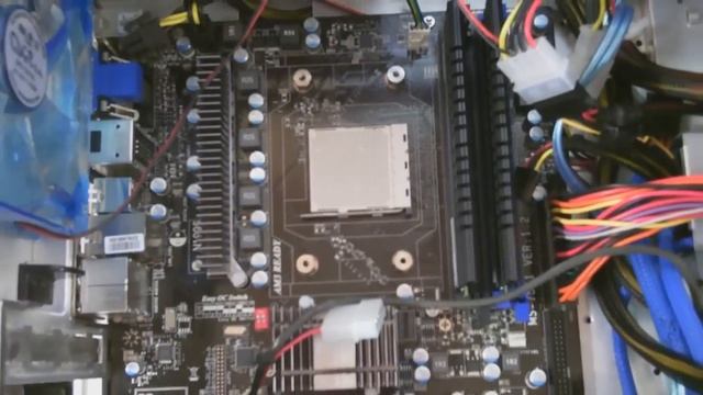 Phenom II x6 1055t Unboxing and benchmarks 720p смотреть онлайн