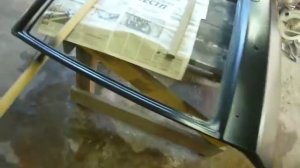 ВАЗ 2114 подготовка, покраска крышки багажника , полировка переднего крыла.