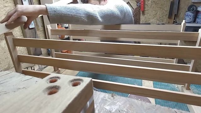 Обувница из массива бука  #деревообработка