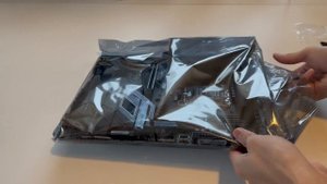 Unboxing ASUS ROG STRIX Z790-F GAMING WIFI & Intel Core i7 13700K