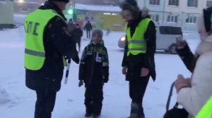 Засветись на дороге!