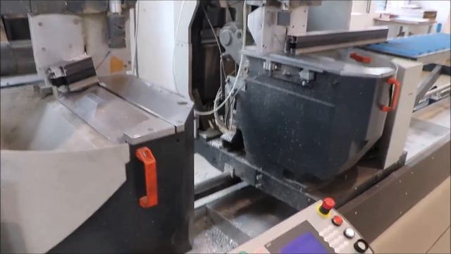 ELUMATEC DG244+E355 Double mitre saw смотреть онлайн