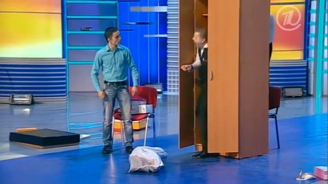 Легендарный номер! Игорь и Лена. Шкаф обуви. ?