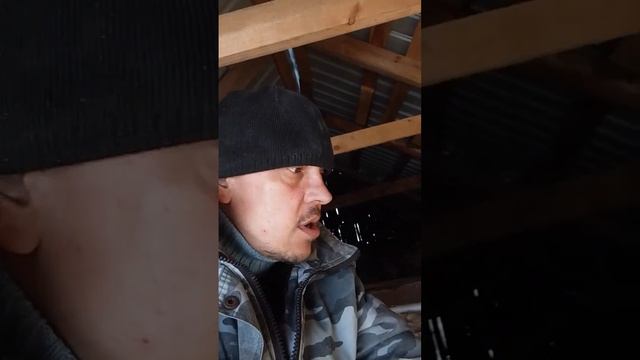 Утепление потолочного перекрытия. ч. 2. "Опилки в помощь". смотреть онлайн