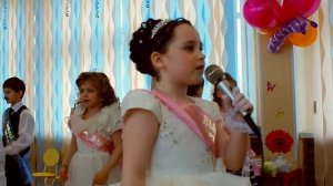 Детский садик - песня "стекляшки"
