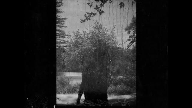 Grouper - Holding смотреть онлайн