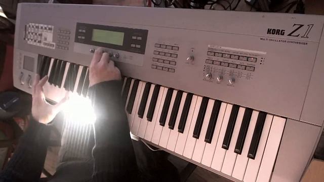 Korg Z1 Light смотреть онлайн