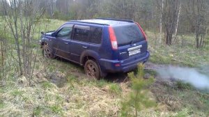 Nissan Т-30 и Т-31 по грязи