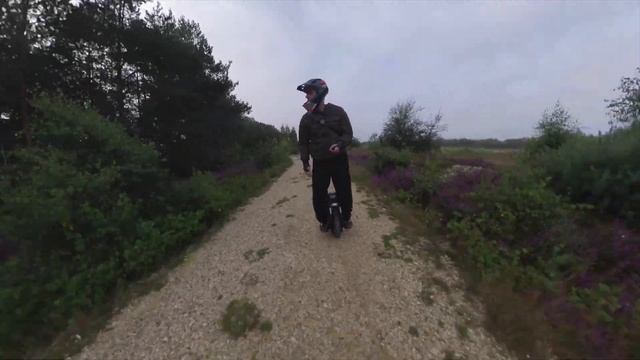 Kingsong S18 - Forest Trail Riding [EUC] смотреть онлайн