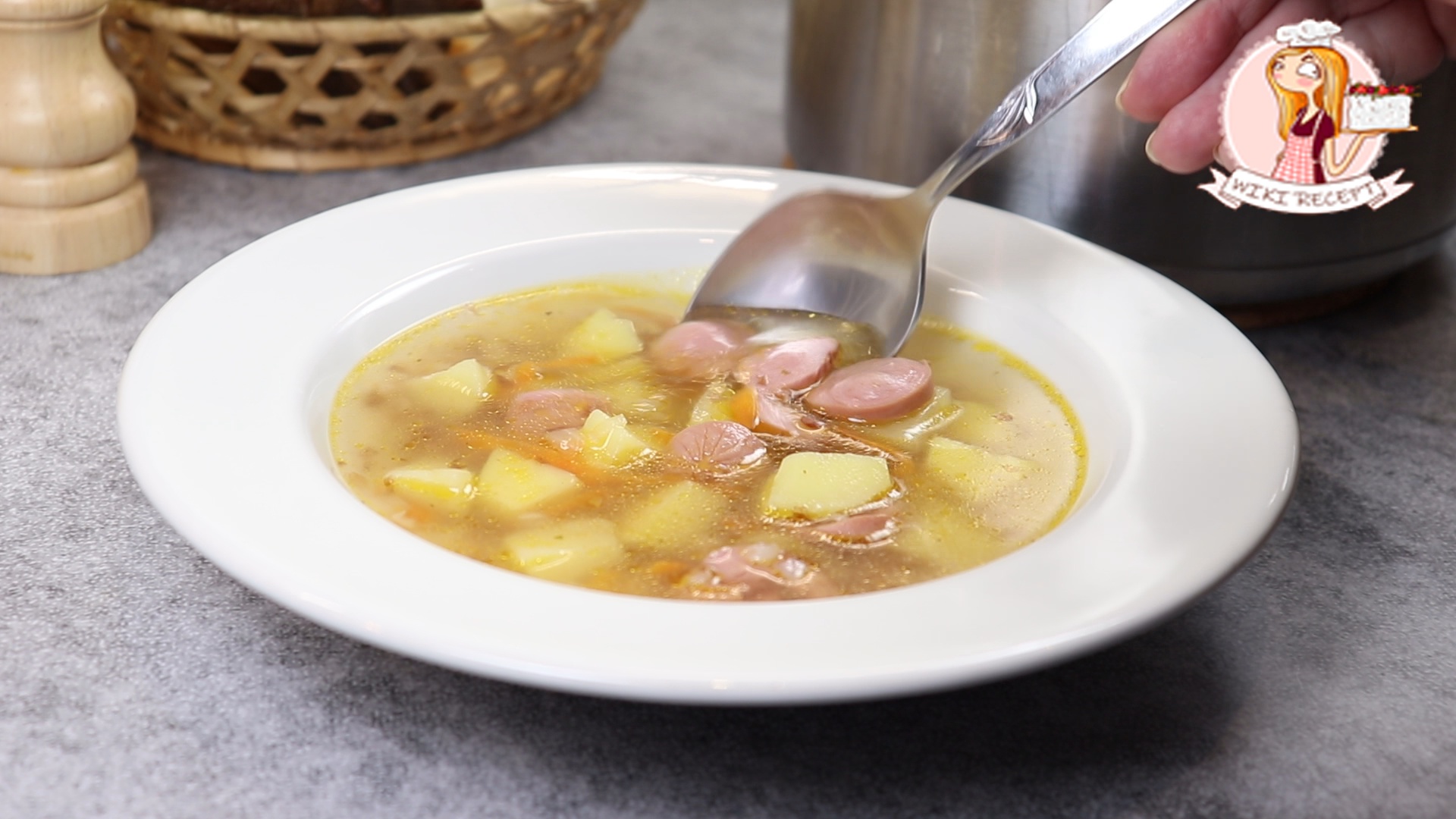 Любите гречку и сосиски? Сварите гречневый суп с сосисками, картошкой на мясном бульоне «Шахтерский»