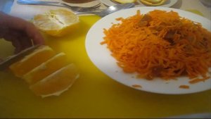 Салат Хорошее зрение апельсин, курага, морковь и мед  Объедение