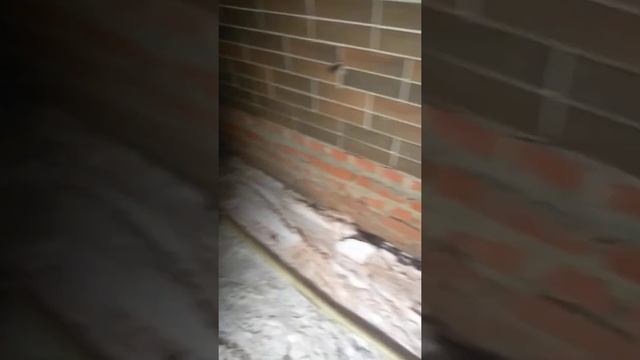 Гибкая плитка-кирпич на фасад и в интерьер и Утеплитель Пеноизол в пустоты зазоры стен фасада дома смотреть онлайн