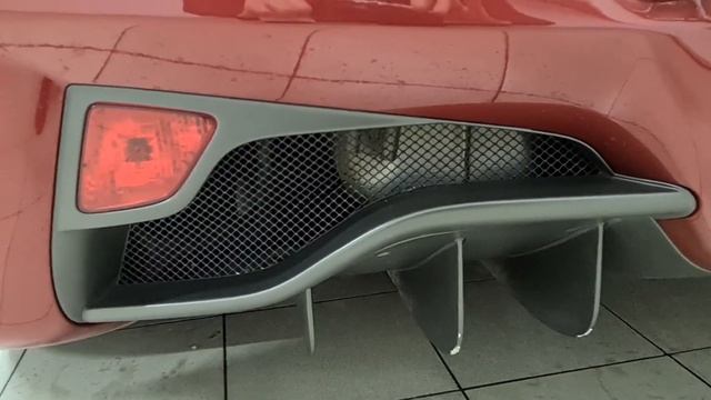 Ferrari 458 Italia Spider и ее прикольные фишки смотреть онлайн