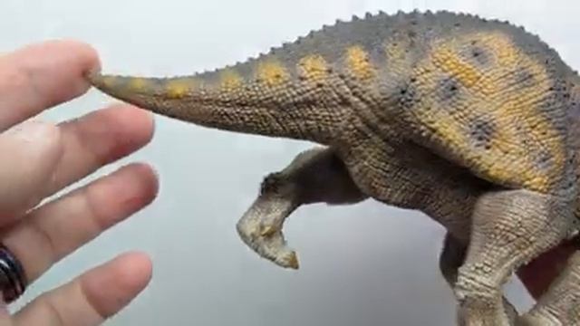 2022 Rebor "King Trident" Triceratops Review! Both versions! Horn of Doom!!! смотреть онлайн