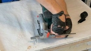 BOSCH Universal Circ12 циркулярная пила