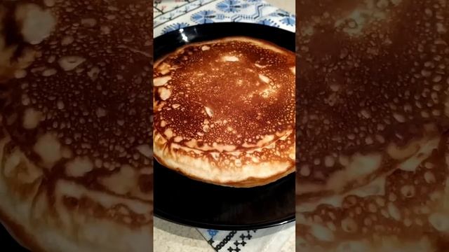 толстые блины на сыворотке
