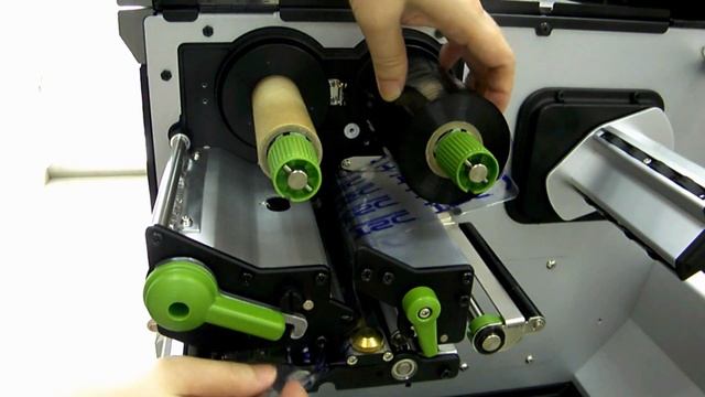 TSC MX240P/340P/640P: Loading the ribbon