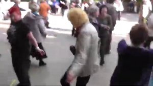 Танцы в Царицыно. Май 2022.