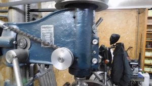 Возвратный механизм пиноли станка НС-12А.