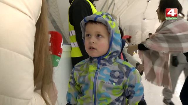 Чемодан. Катание на коньках. 31.01.2018 смотреть онлайн