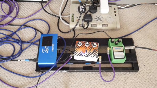 Goose Effects Crossfire vs 1982 Ibanez TS 9 смотреть онлайн