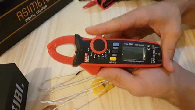 Unboxing - Review UNI-T UT210D Pinza Amperometrica смотреть онлайн