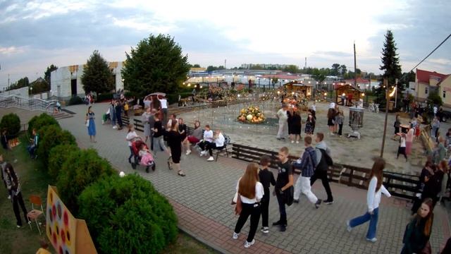 ОНЛАЙН КАМЕРЫ / ТЕРРИТОРИЯ ЦЕРКВИ ВОЗНЕСЕНИЕ ПИНСК / 23/09/23 смотреть онлайн