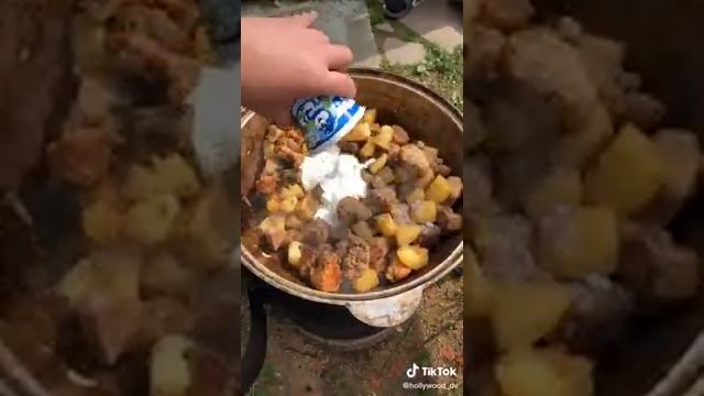 #Самый #вкусный #рецепт свинины в #казане с картошкой и #сметаной. смотреть онлайн