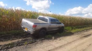 Toyota tundra off road