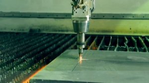 Процесс изготовления лестницы на металлокаркасе