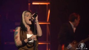 Beth Hart & Joe Bonamassa - I'll Take Care of You - Live in NY Beacon Theatre