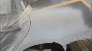 Рихтовка с помощью кувалды, молотка и покраска крыла GRANTA