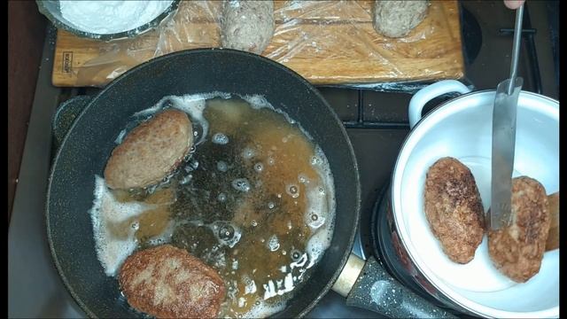ДОМАШНИЕ КОТЛЕТЫ с манкой и сметаной. СОЧНЫЕ, НЕЖНЫЕ,ВКУСНЫЕ