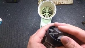 Фен Rowenta 1200w Греется странно гудит