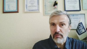 Блогер учит риэлторов как жить и как работать. Почему? Самому больше нечем заняться?