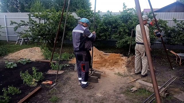 БУРИМ скважину Максиму , 30 метров . смотреть онлайн