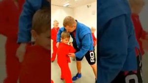Самбо для детей. Приемы самбо.  Правильный захват.