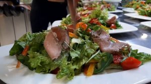 ?Нежнейший салат с рукколой и мясом ростбиф????