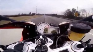BMW S1000 RR крутим до отсечки !