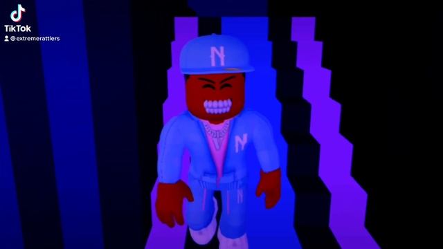 Roblox video maker and I play football смотреть онлайн